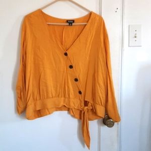 NWOT Wrap Top